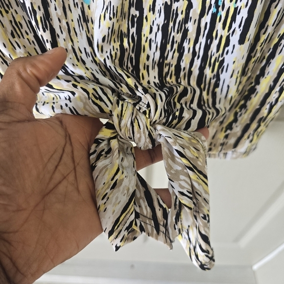 JM Collection Tunic Blouse Women 1X Blue White Tie Front Stretchy Colorful - Picture 8 of 14